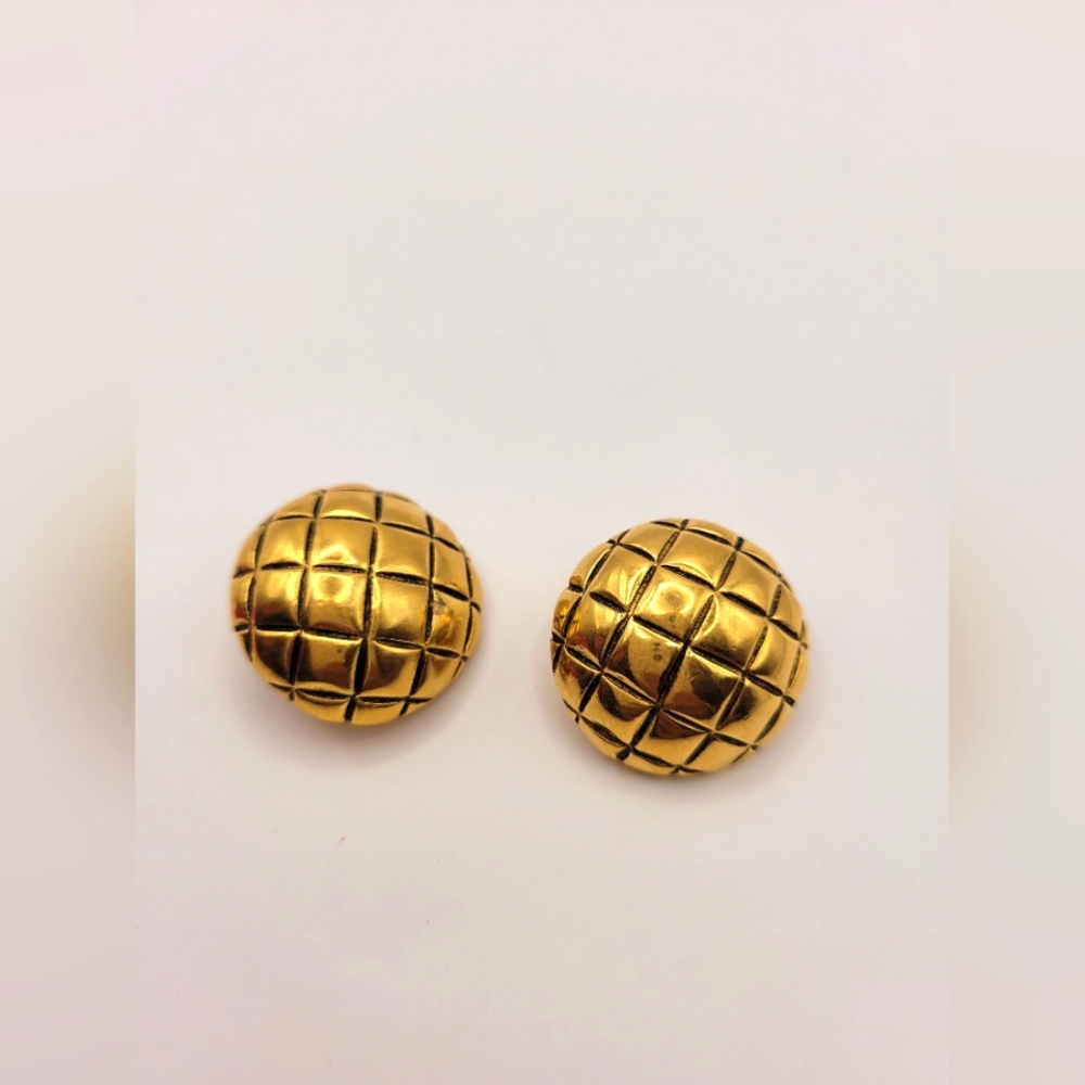 Chanel Quilted Gold Plated Clip Earrings